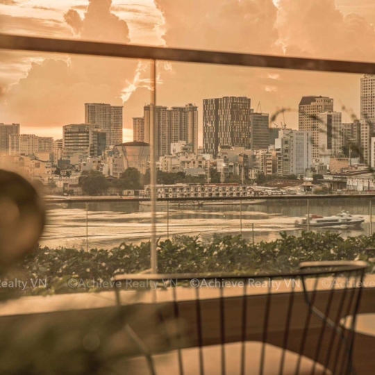 Cho Thuê Căn Hộ 3PN Full Nội Thất, Tầm Nhìn Mê Hồn Tại Cove Residences - Empire City