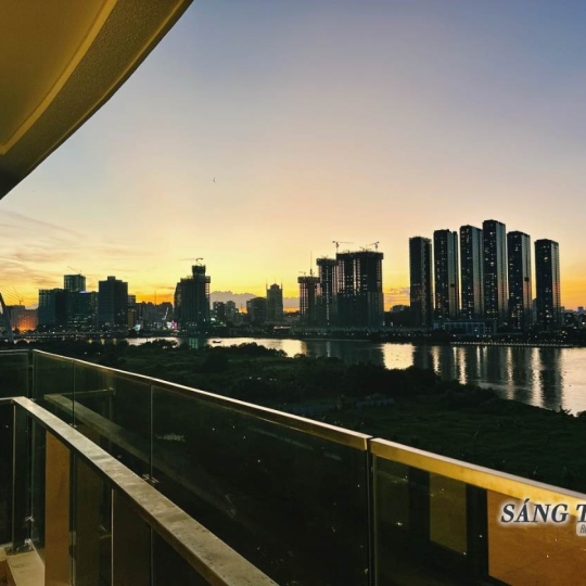 Cho thuê căn hộ 4PN The River Thủ Thiêm Nội Thất Cơ Bản 202m2, Thang Máy Riêng, View Trực Diện Sông