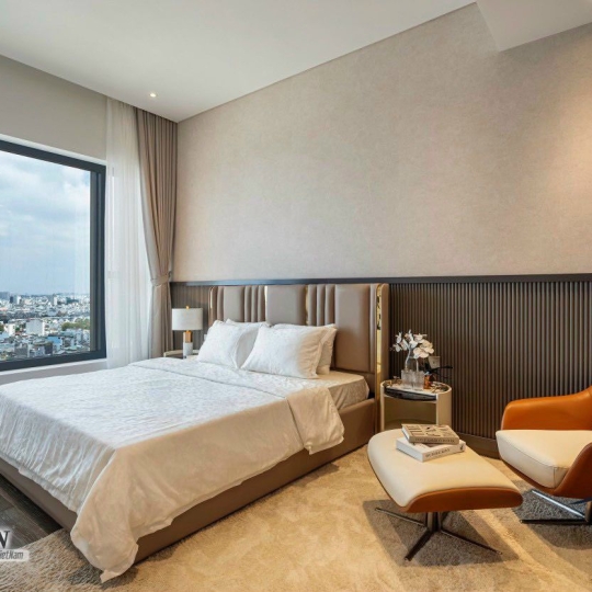 Bán căn 4 phòng ngủ 145m2 The Marq Quận 1 full nội thất
