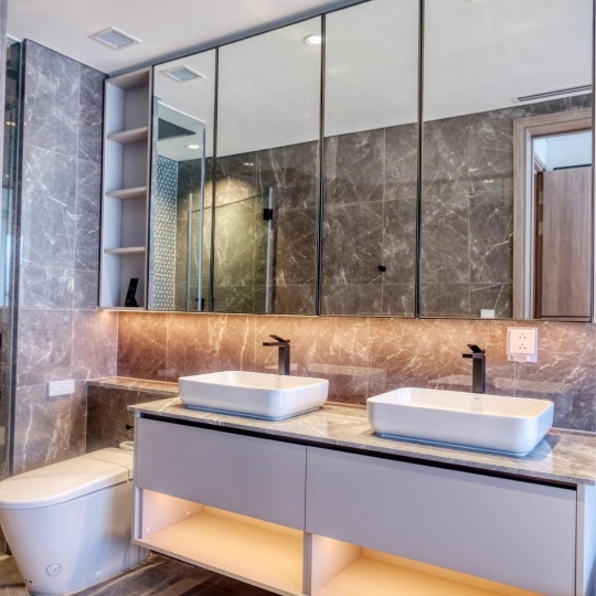 Cho Thuê Căn Hộ 3PN+1 Nội Thất Cơ Bản Opera Residence - Khối Đế | The Metropole Thủ Thiêm