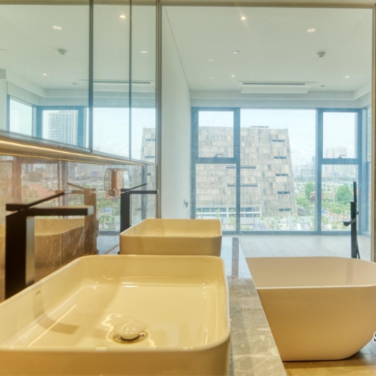 Cho Thuê Căn Hộ 3PN+1 Nội Thất Cơ Bản Opera Residence - Khối Đế | The Metropole Thủ Thiêm