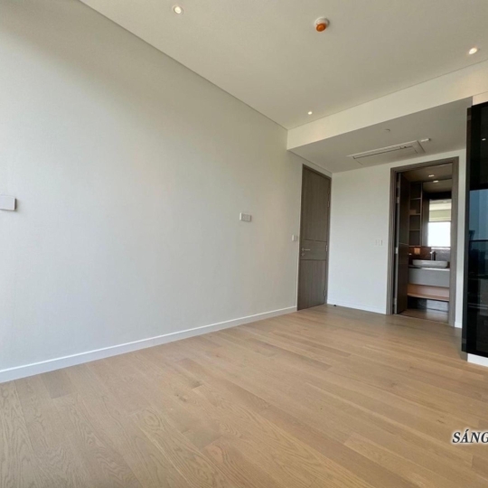 Cho Thuê Căn Hộ 4PN Nội Thất Cơ Bản Opera Residence - Khối Đế | The Metropole Thủ Thiêm