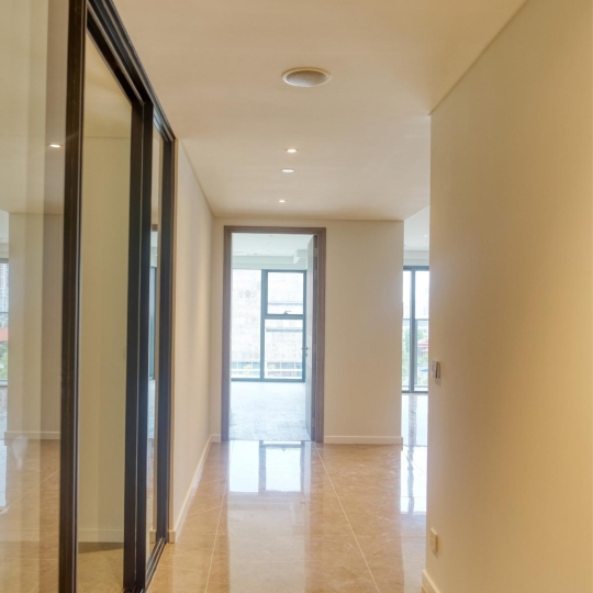 Cho Thuê Căn Hộ 3PN+1 Nội Thất Cơ Bản Opera Residence - Khối Đế | The Metropole Thủ Thiêm